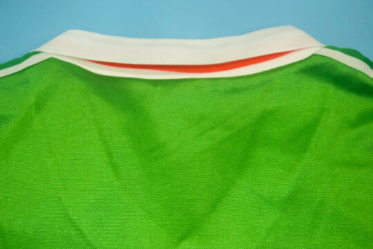 Shirt Collar Back, Ireland 1988-1990 Home Short-Sleeve Jersey