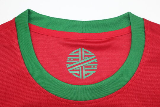 Shirt Collar Front, Portugal 2012 Home Long-Sleeve Jersey