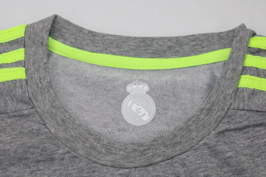 Shirt Collar Front - Real Madrid 2015-2016 Away Short-Sleeve Jersey