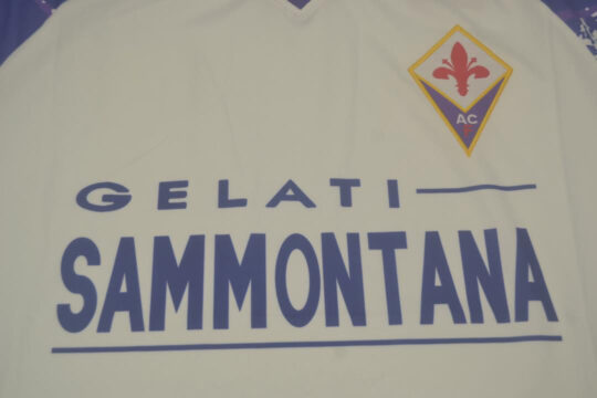 Shirt Front Closeup - Fiorentina 1994-1995 Away Short-Sleeve Jersey