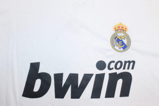 Front Closeup - Real Madrid 2008-2009 Home Short-Sleeve Jersey