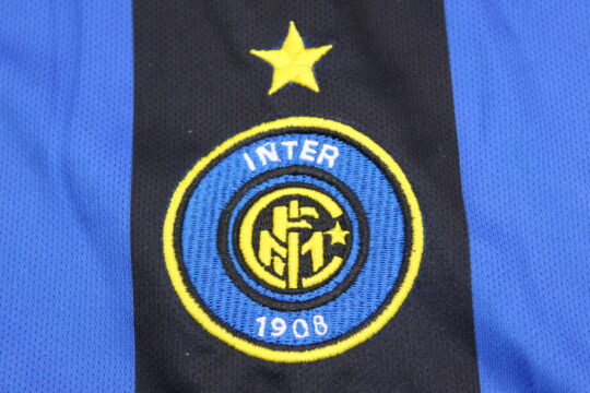 Inter Emblem - Inter Milan 2004-2005 Home Long-Sleeve Jersey