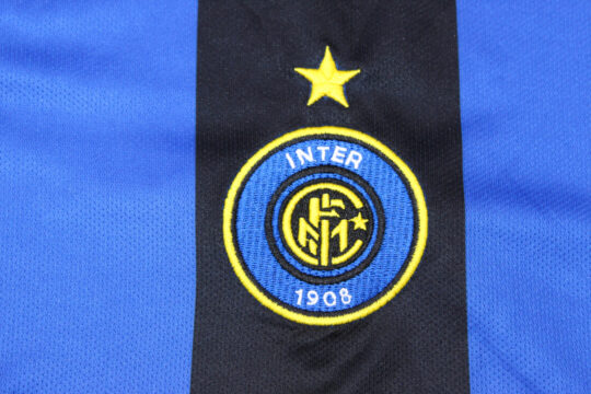 Inter Milan Emblem - Inter Milan 2004-2005 Home Short-Sleeve Jersey