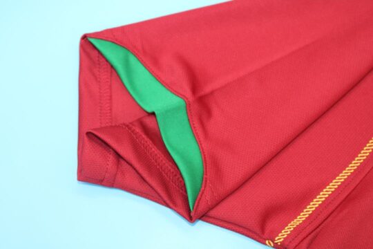 Shirt Sleeve Closeup - Portugal 2006-2008 Home Short-Sleeve Jersey