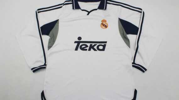 Shirt Front - Real Madrid 2000-2001 Home Short-Sleeve Jersey