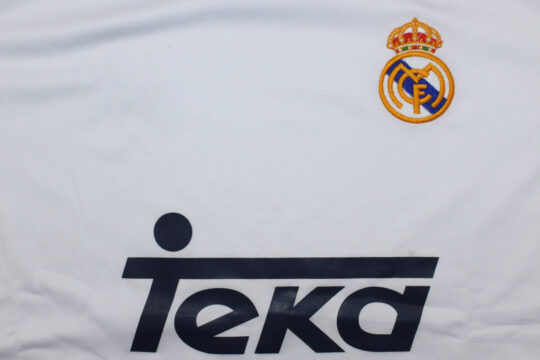 Front Closeup - Real Madrid 2000-2001 Home Short-Sleeve Jersey