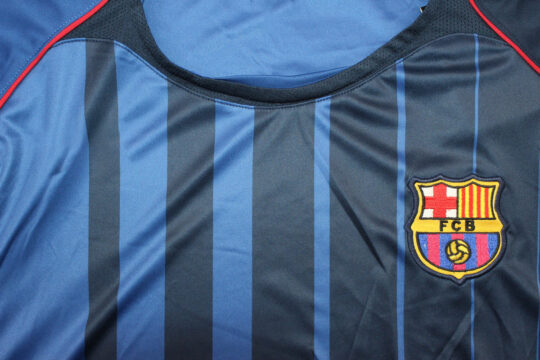 Shirt Front Closeup, Barcelona 2004-2005 Away Short-Sleeve Jersey